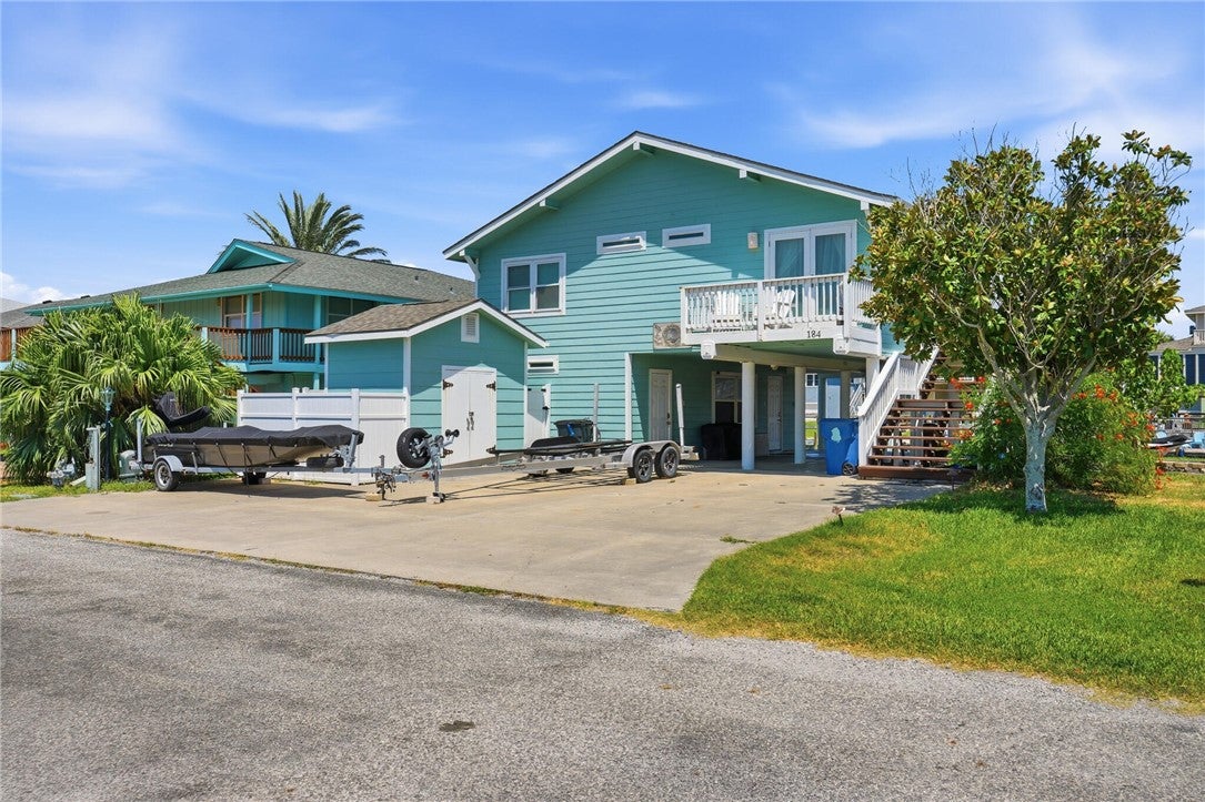 184 Port St Claire