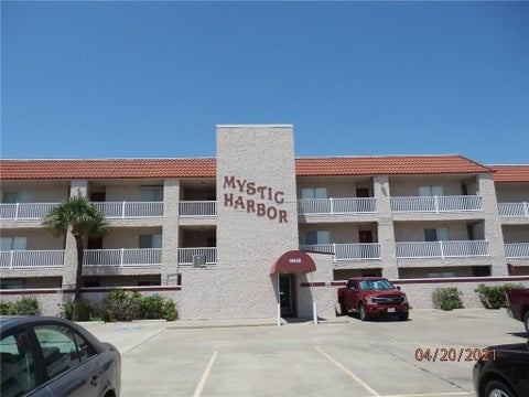 Photo of 14428 Compass St #306, Corpus Christi, TX 78418 (MLS # 481969)