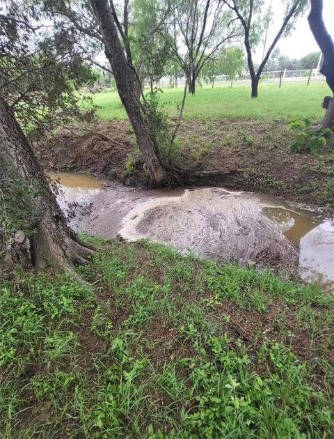 A home in Atascosa