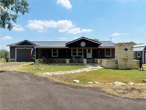 A home in Atascosa