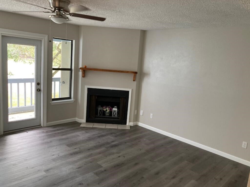 209 Forest Hills 228