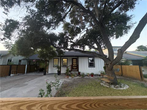 Photo of 2126 Harriett Drive, Corpus Christi, TX 78416 (MLS # 479773)