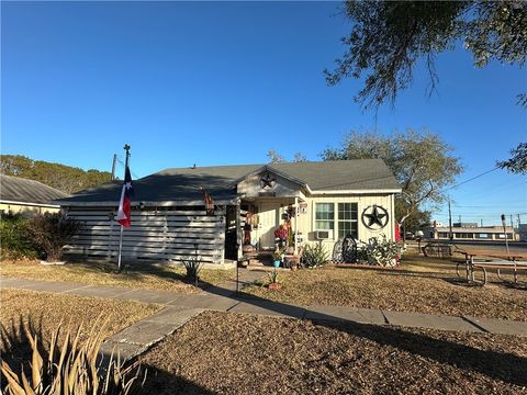 A home in Sinton