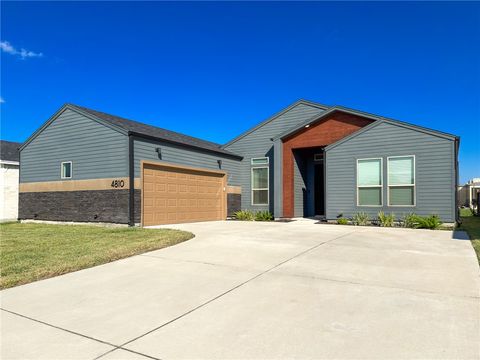 4810 Del Paseo Street, Corpus Christi, TX 78411 - #: 448251