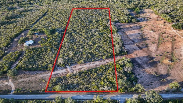 130 W KING LN, TULETA, TX 78162 - Image 6f495634c7f16c7b239abb416dfdeeee/3840122945