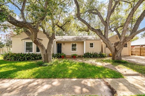 A home in Beeville