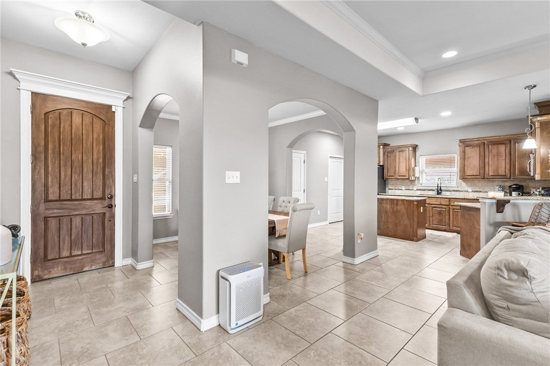 2118 Retta Drive