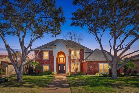 Photo of 3714 Aransas Street, Corpus Christi, TX 78411 (MLS # 472758)