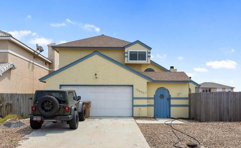 Photo of 13625 Catamaran Drive, Corpus Christi, TX 78418 (MLS # 473782)