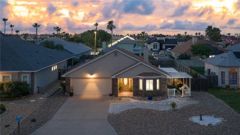 Photo of 13918 EAGLESNEST BAY Drive, Corpus Christi, TX 78418 (MLS # 477305)