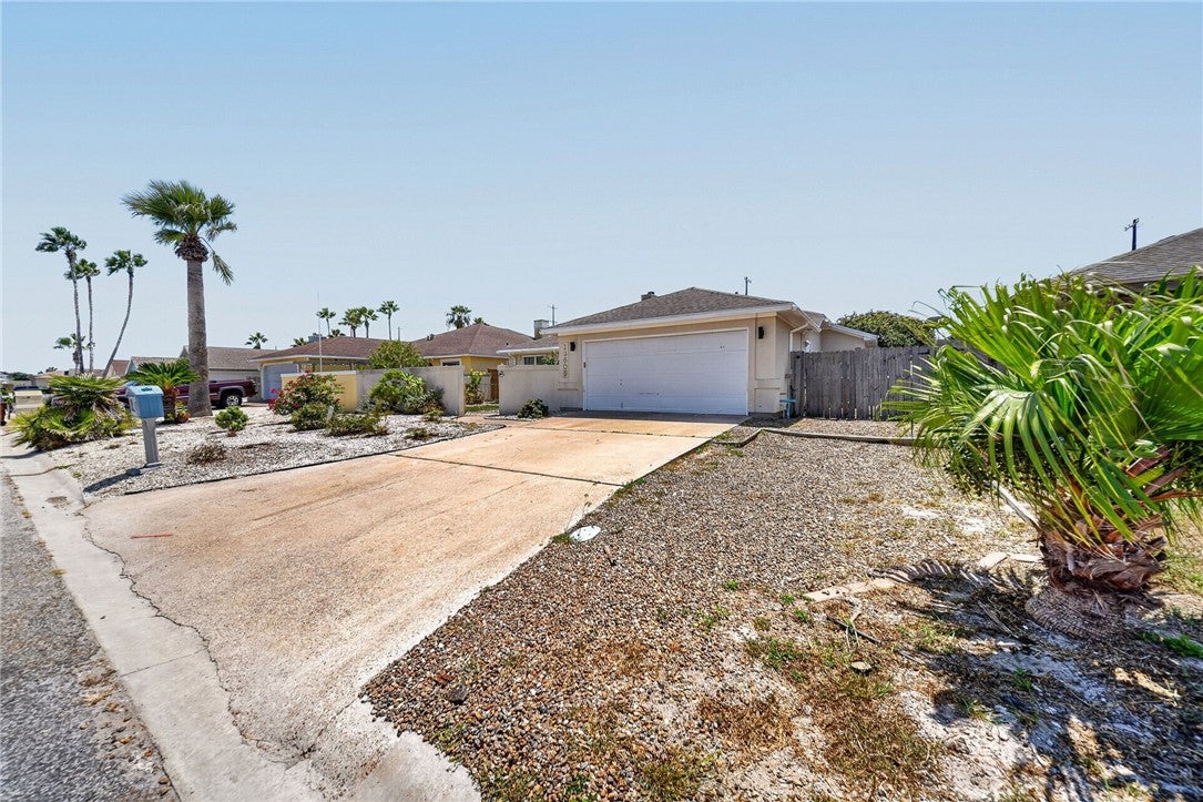 13605 Moro Lane