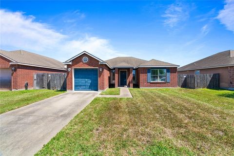 Photo of 3038 Santa Lucia Street, Corpus Christi, TX 78415 (MLS # 474185)