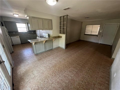 Tiny photo for 2001 Mandy, Corpus Christi, TX 78412 (MLS # 481816)