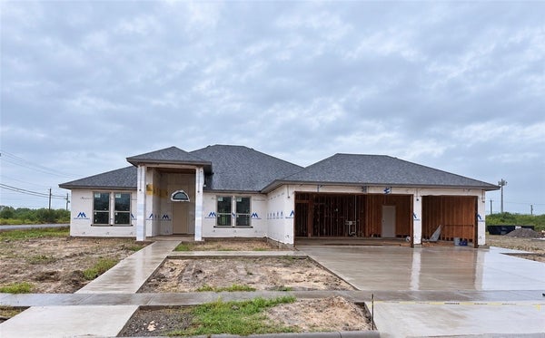 2101 SERA ST, CORPUS CHRISTI, TX 78418 - Image 7a7204a2264f0bf822aaa48bd59caefb/2758960105