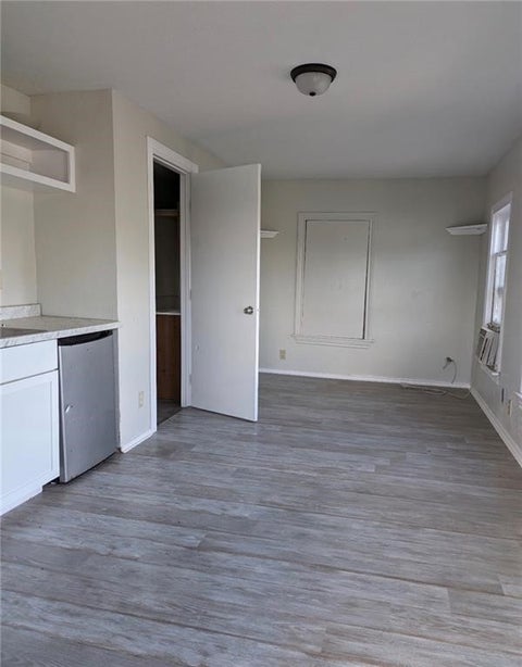 Tiny photo for 121 Blevins Street, Corpus Christi, TX 78415 (MLS # 482289)