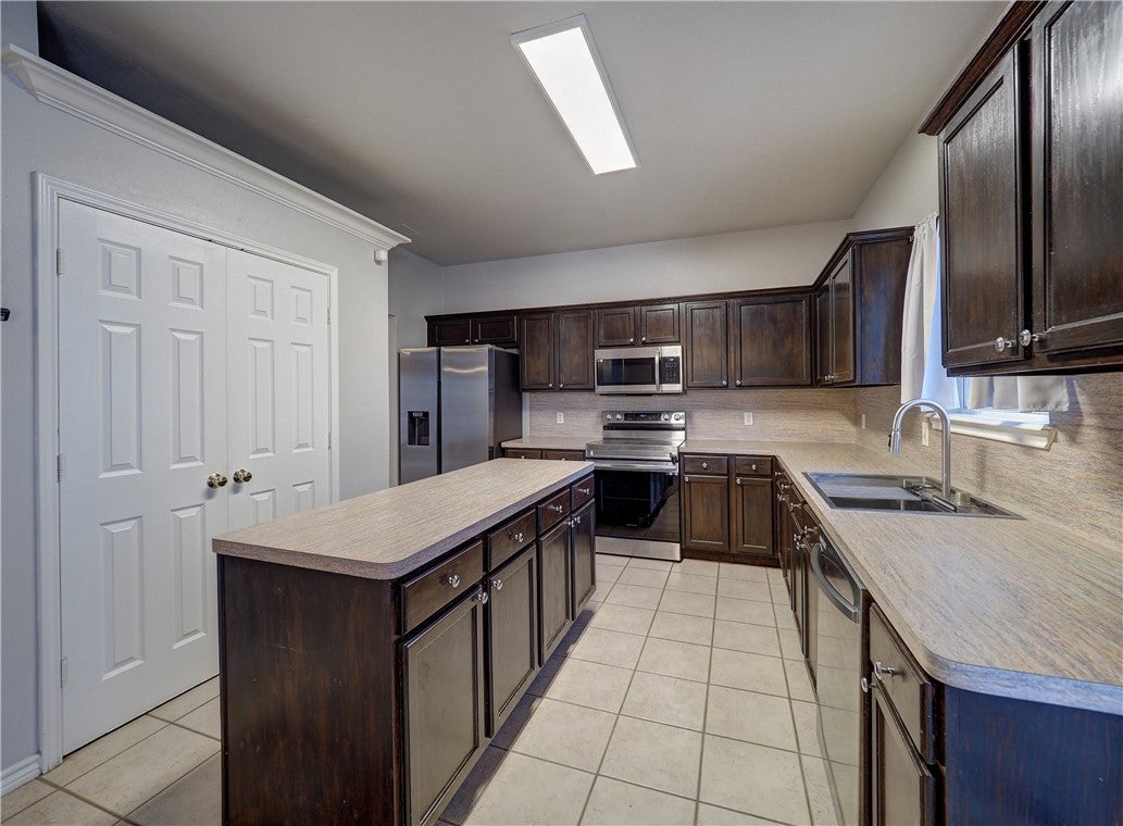 7401 Lake Livingston
