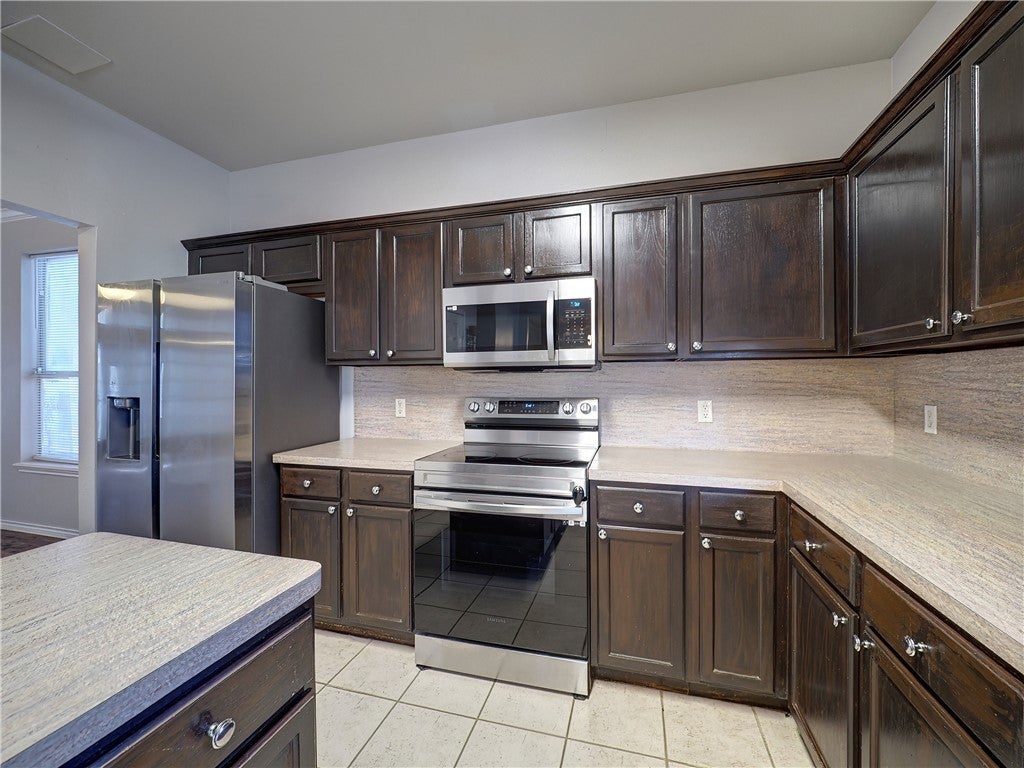 7401 Lake Livingston