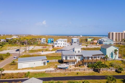 A home in Port Aransas