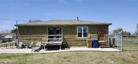 Photo of 1407 Dema Street, Corpus Christi, TX 78418 (MLS # 473888)