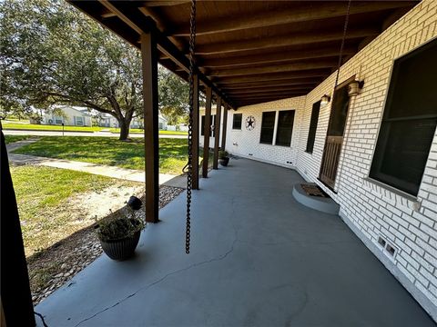 A home in Sinton