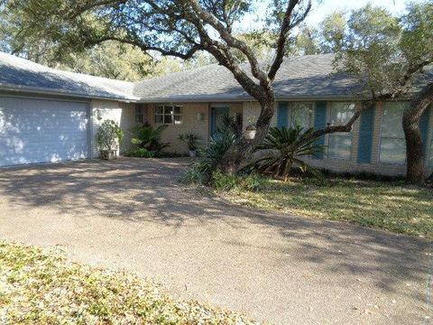 115 Peachtree Drive, Rockport, TX 78382 - #: 448139