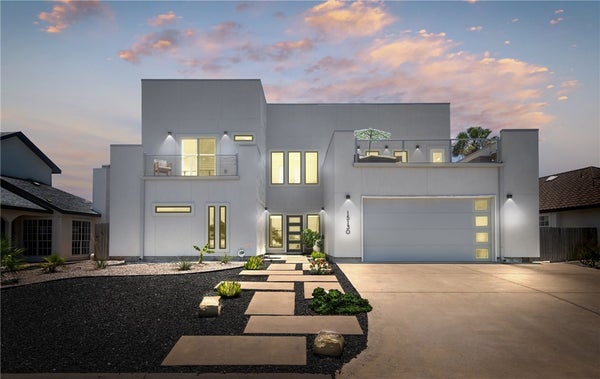 15130 REALES DR, CORPUS CHRISTI, TX 78418 - Image 8360a2faa6f0a43c7740d047bf8a38be/3509922151