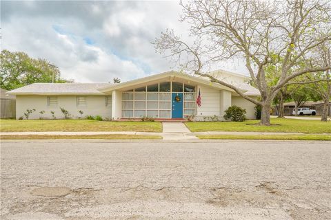 Photo of 353 Bermuda Place, Corpus Christi, TX 78411 (MLS # 474390)