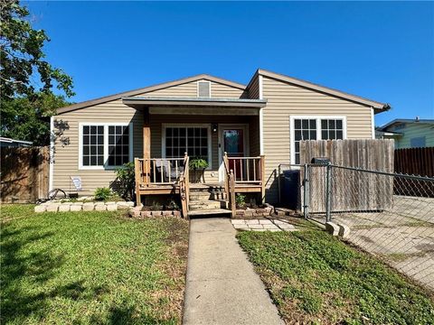 Photo of 746 Lansdown Drive, Corpus Christi, TX 78412 (MLS # 472168)