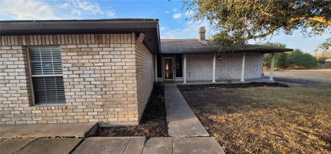 A home in Robstown