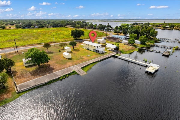 25065 LAKE SHORE DR, MATHIS, TX 78368 - Image 8a7ac7664ddf4c66c3fe89f9be00bc5d/3909297072