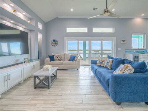 Tiny photo for 9 Northpointe Drive, Rockport, TX 78382 (MLS # 481768)