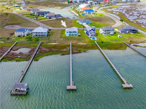 Tiny photo for 9 Northpointe Drive, Rockport, TX 78382 (MLS # 481768)