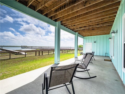 Tiny photo for 9 Northpointe Drive, Rockport, TX 78382 (MLS # 481768)