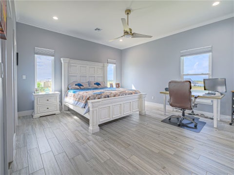 Tiny photo for 9 Northpointe Drive, Rockport, TX 78382 (MLS # 481768)