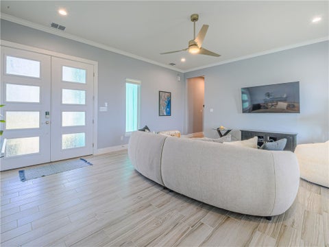 Tiny photo for 9 Northpointe Drive, Rockport, TX 78382 (MLS # 481768)