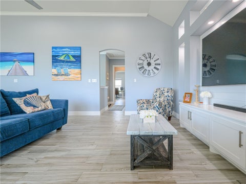Tiny photo for 9 Northpointe Drive, Rockport, TX 78382 (MLS # 481768)