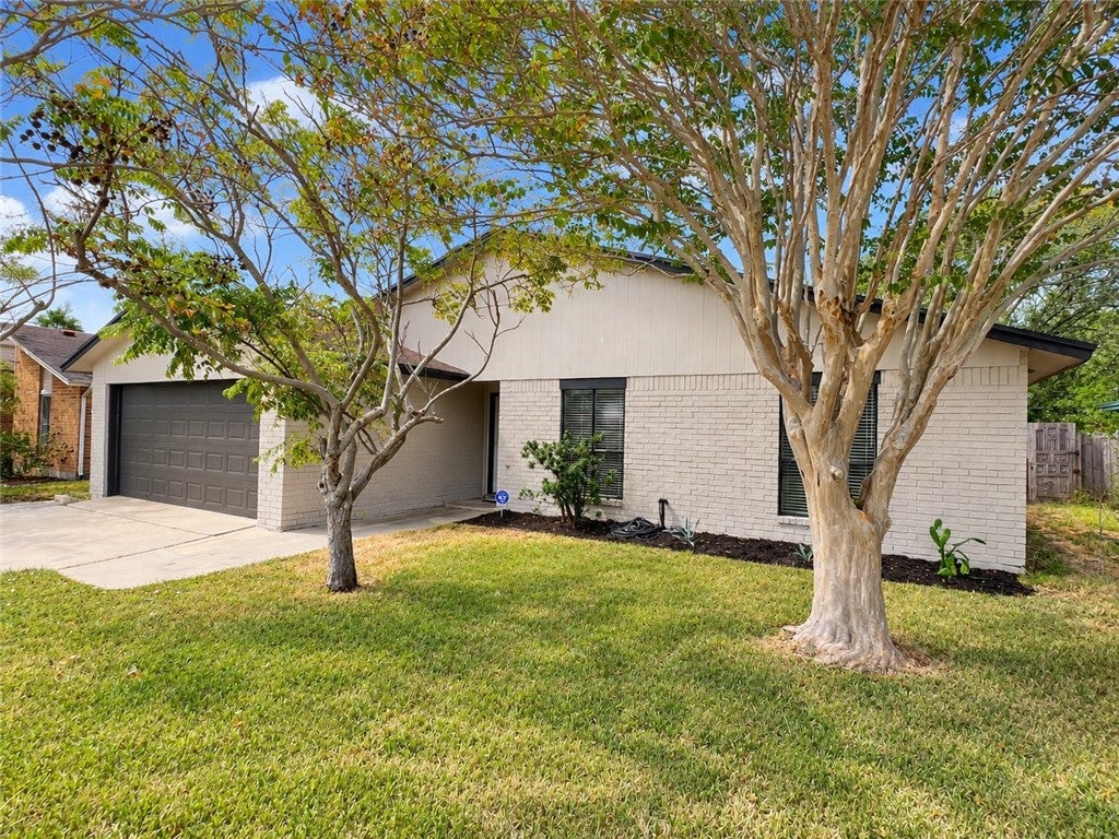 966 Bramling Circle