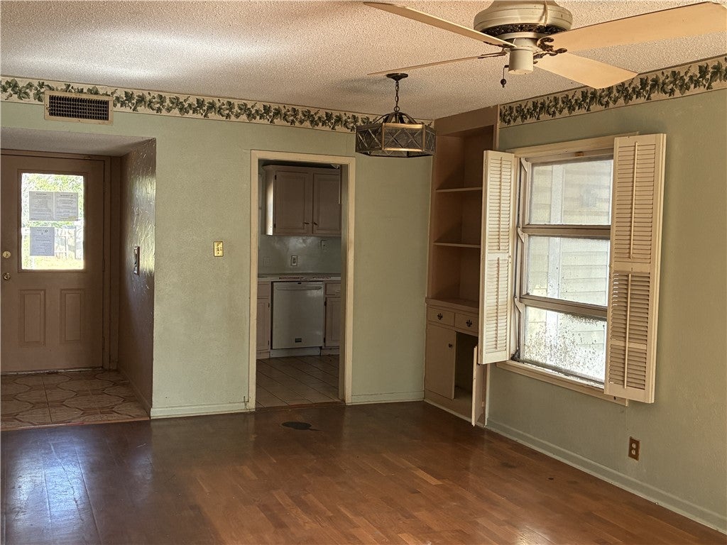 4234 Dakin Place