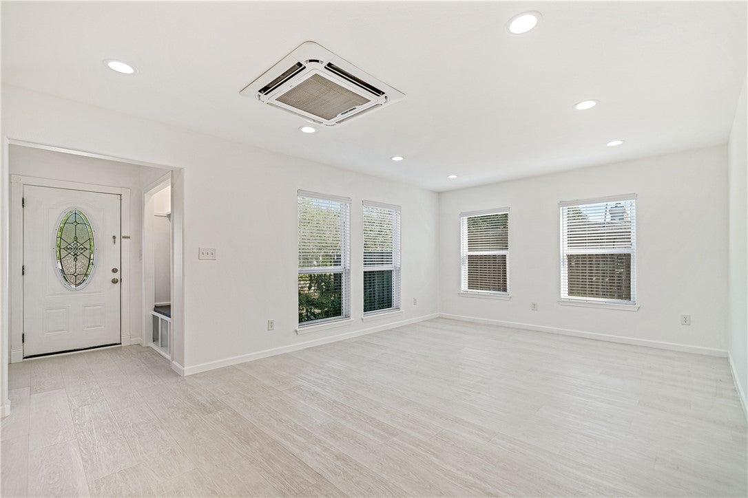 437 Homecrest Street