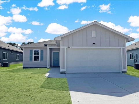 A home in Aransas Pass