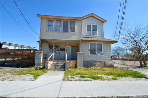 Photo of 1426 S Brownlee Boulevard, Corpus Christi, TX 78404 (MLS # 472293)