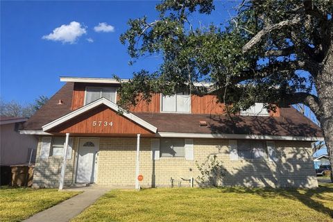 Photo of 5734 Tanglewood Drive, Corpus Christi, TX 78412 (MLS # 471435)