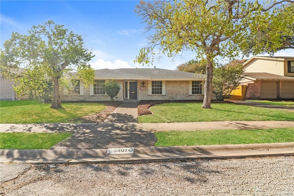 6409 CORAL GABLES DR, CORPUS CHRISTI, TX 78413 - Image 98cd693b52a8fb4d2224b3473c2afac8/861348486