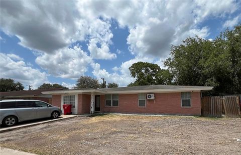 A home in Robstown