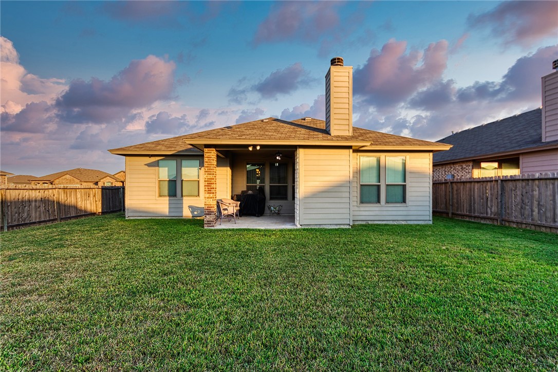 Portland, Texas 78374, United States, 4 Bedrooms Bedrooms, ,2 BathroomsBathrooms,Residential,Pending,39362