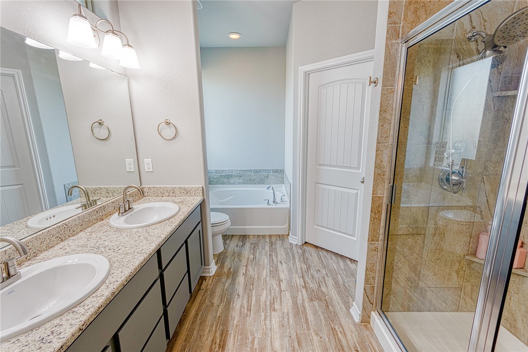 Portland, Texas 78374, United States, 4 Bedrooms Bedrooms, ,2 BathroomsBathrooms,Residential,Pending,39362