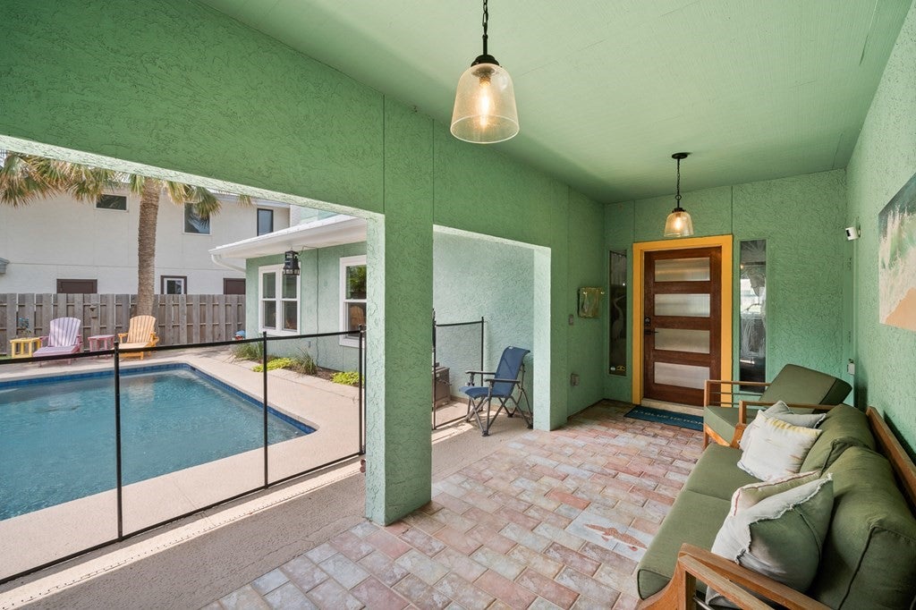 33 Blue Heron Drive