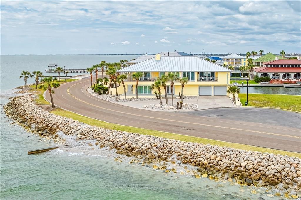 View Rockport, TX 78382 house