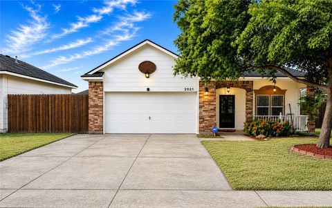 Photo of 2021 Overland Trl, Corpus Christi, TX 78410 (MLS # 479602)