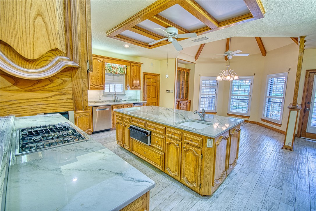 Corpus Christi, Texas 78413, United States, 3 Bedrooms Bedrooms, ,3 BathroomsBathrooms,Residential,Pending,69607